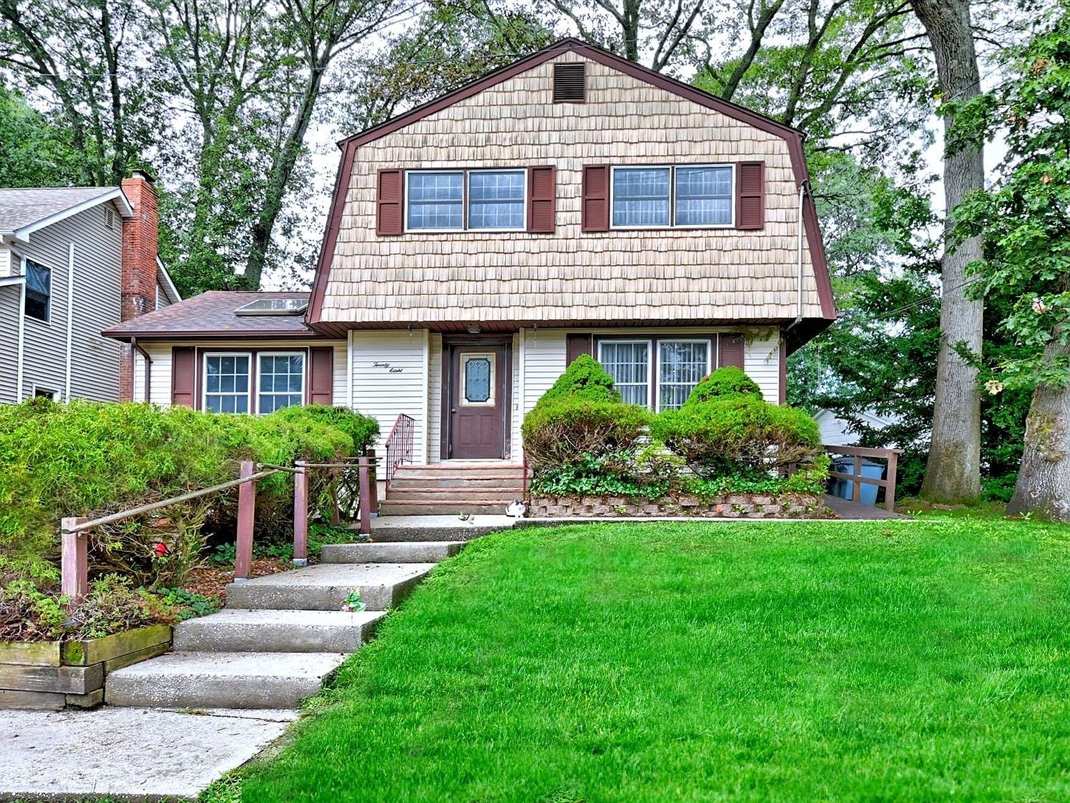 28 Upland Drive, East Northport, NY 11731 Zillow