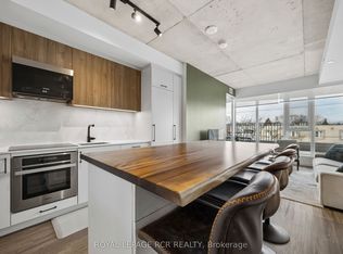 689 The Queensway #321, Toronto, ON