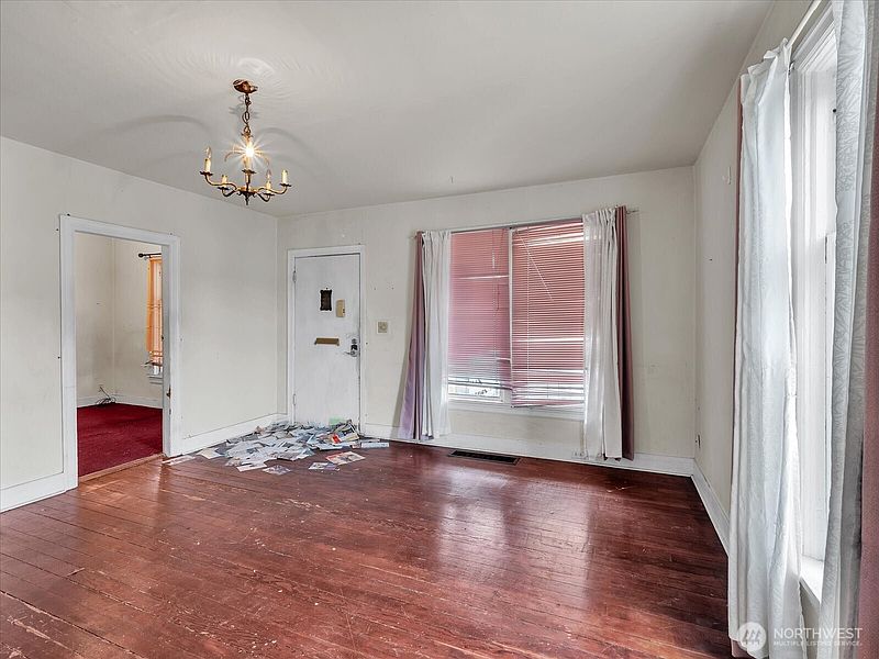 5th image of 203 23rd Avenue