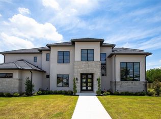 5216 W Verde Cir, Fort Worth, TX 76126