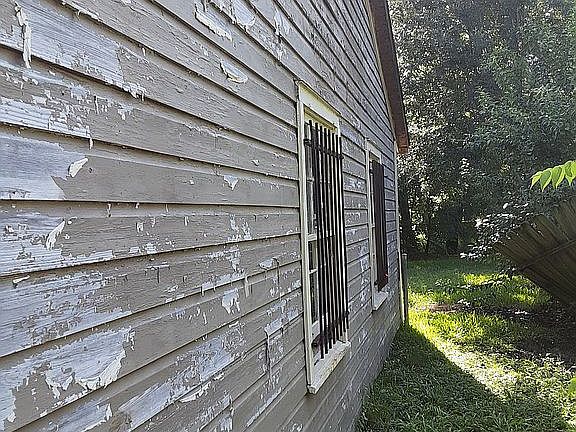 2nd image of 6227 Sherwood Dr