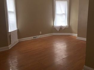 8229 S East End Ave, Chicago, IL 60617