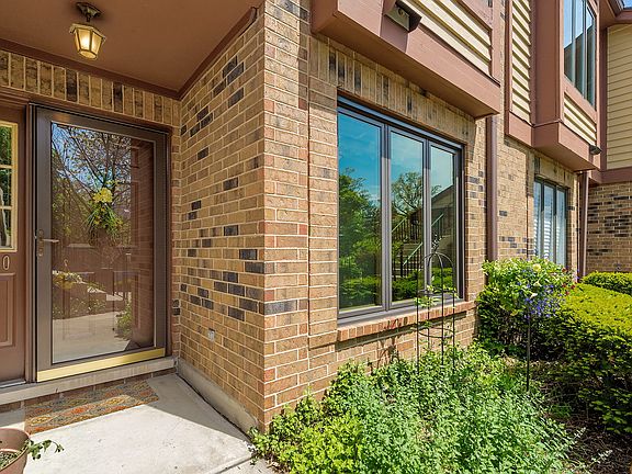 3rd image of 1010 Mistwood Ln #A