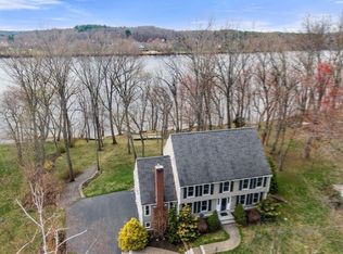 16 Merrimack River Rd, Groveland, MA 01834