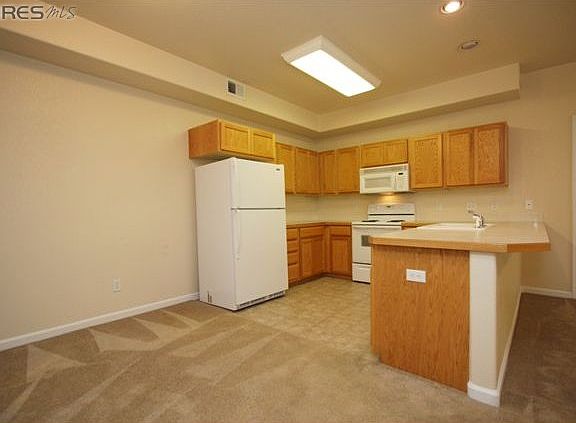 5th image of 1280 Lake Cir Unit 11D