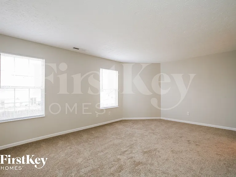 2608 Liatris Dr — Photo 8