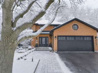 484 Aspen Forest Dr, Oakville, ON L6J6H7