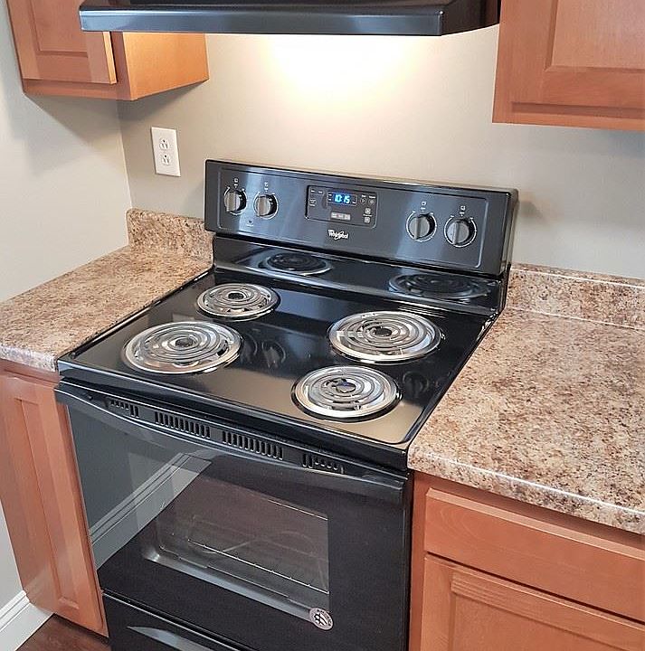 1st image of 309 W 8th St APT 6
