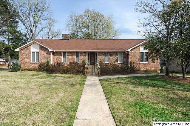 1st image of 525 Turtle Creek Dr