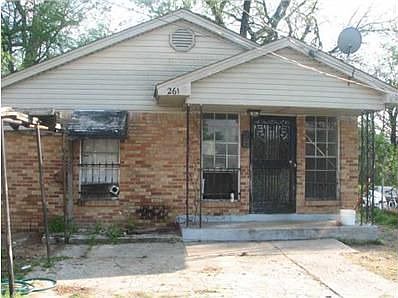 1st image of 261 Guthrie Ave