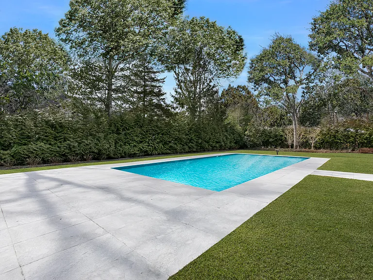 26 Mill Rd — Photo 3