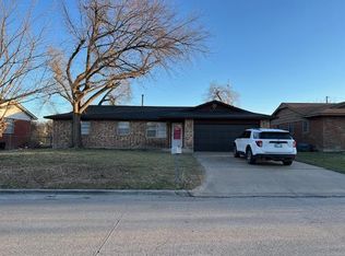 5382 NW Columbia Ave, Lawton, OK 73505