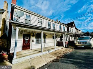 1653 Tioga St, Coal Township, PA