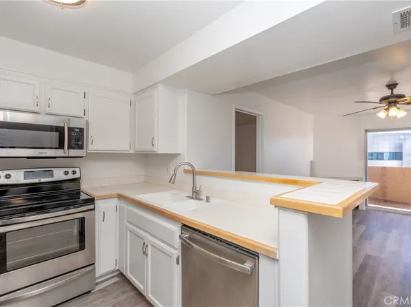 11410 Brookshire Ave APT 319, Downey, CA 90241
