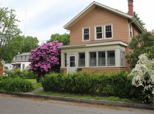 14 Bismark St, Portland, ME 04103