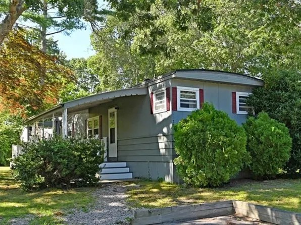 79 Great Hill Dr, West Wareham, MA 02576