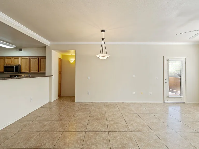 20100 N 78th Pl #1110 — Photo 17