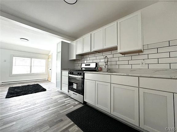5th image of 8622 Aitken Ave #3