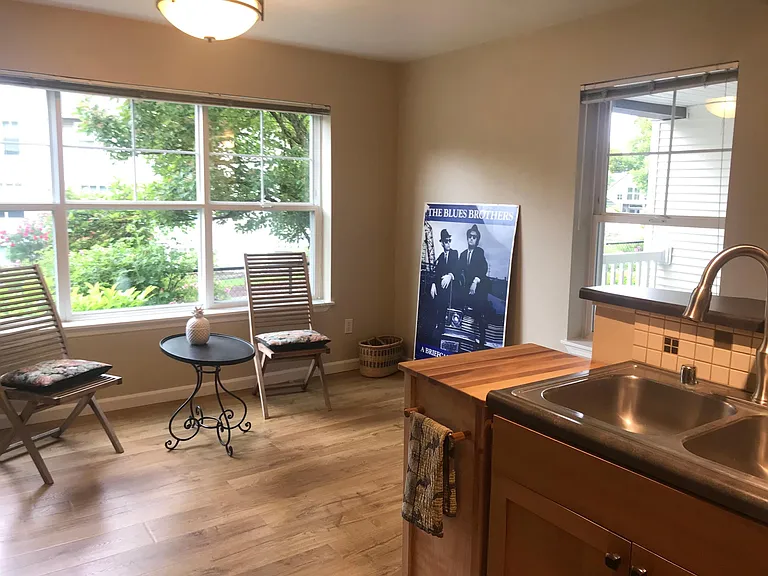 Dining room with peekaboo view of Cougar mtn.