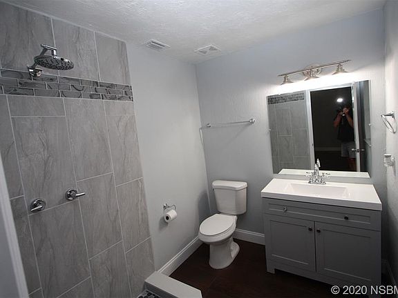 5th image of 488 Wiltshire Blvd
