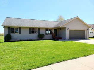 303 Nicholas St, Tomah, WI 54660