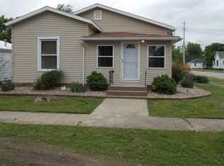 502 W Johnson St, Wolcott, IN 47995