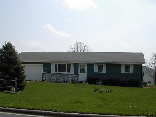 1st image of 573 Garfield Ave