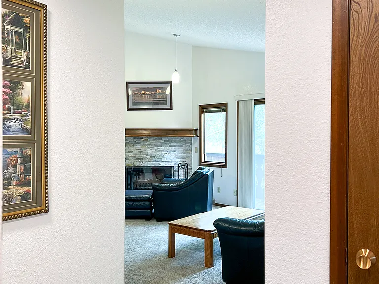 4731 Mills Dr — Photo 14