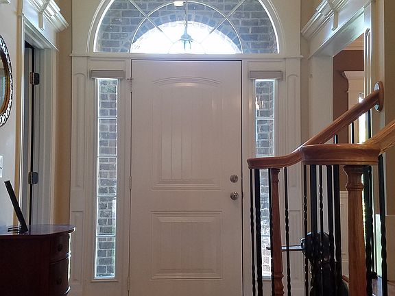 4th image of 4317 Whirlaway Dr