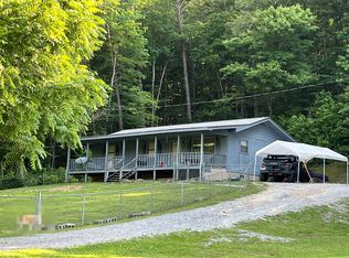 935 Retro Hughes Rd, Sale Creek, TN 37373