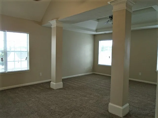 1208 Polk Xing — Photo 7