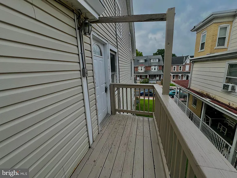 109 E Main St #2 — Photo 13
