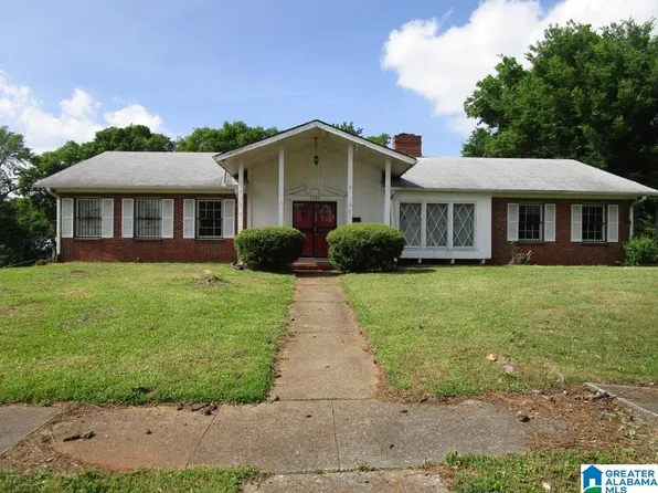 1500 32nd St, Birmingham, AL 35208