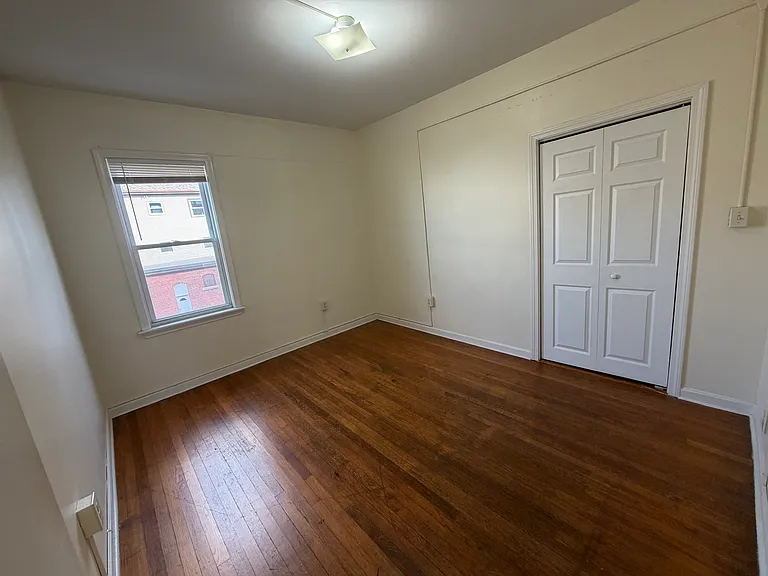 341 E Main St #3 — Photo 4