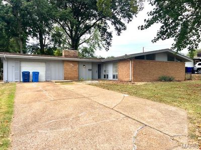 505 Ridge Dr, Florissant, MO, 63033