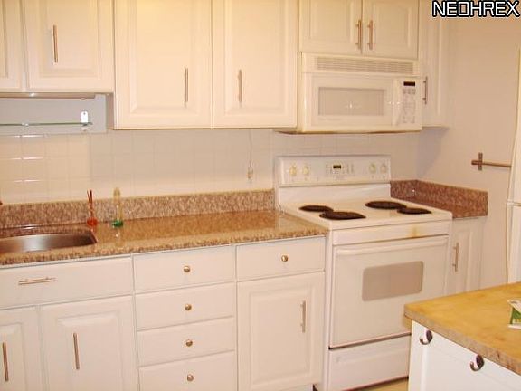 5th image of 25801 Lake Shore Blvd APT 34