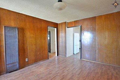 3rd image of 512 N Davis St