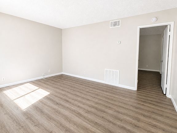 3rd image of 16364 Pebble Beach Dr APT 138