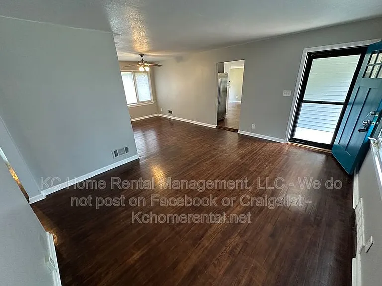7314 Marty St — Photo 12