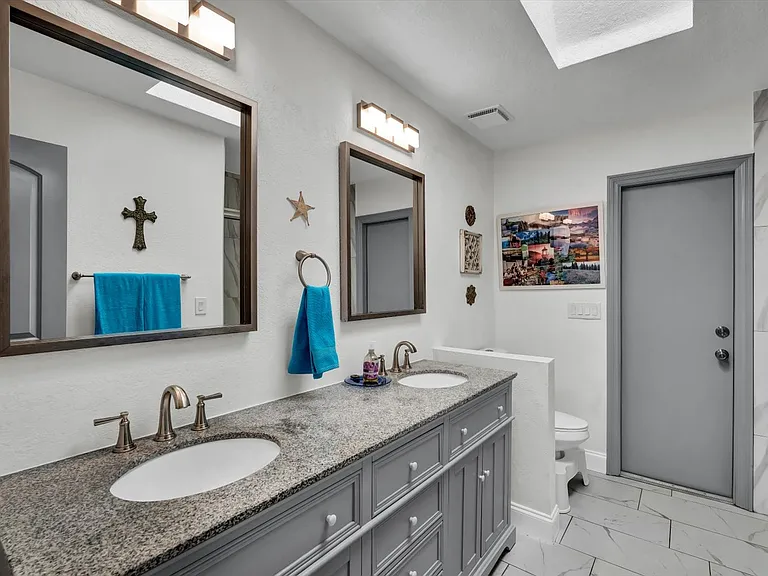 245 Country Circle Dr E — Photo 23