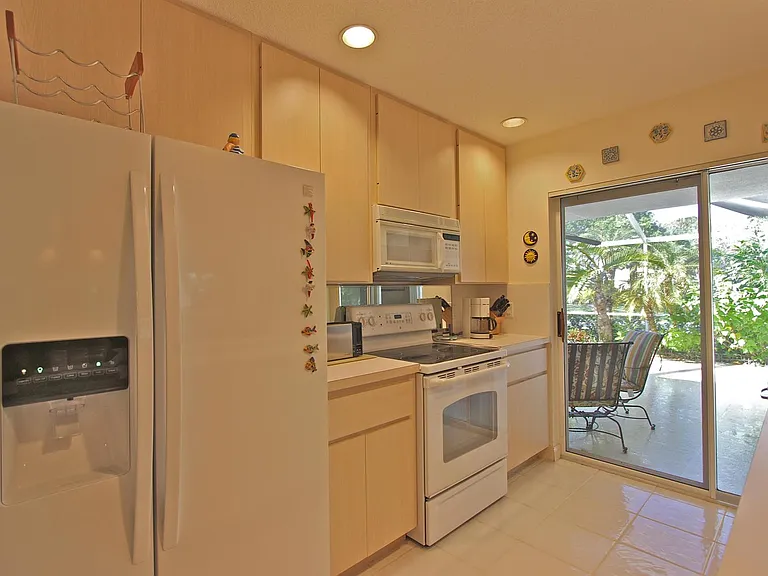 10201 Chapman Oak Ct — Photo 9