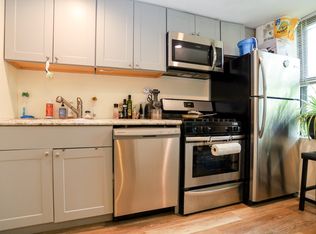 2325 W Addison St APT 2, Chicago, IL 60618