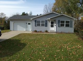 8969 Dicey St, Montague, MI 49437