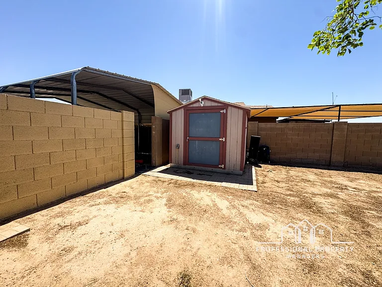 7042 E 36th Pl — Photo 17