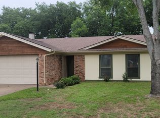 607 Whisperview Cir, Granbury, TX 76049
