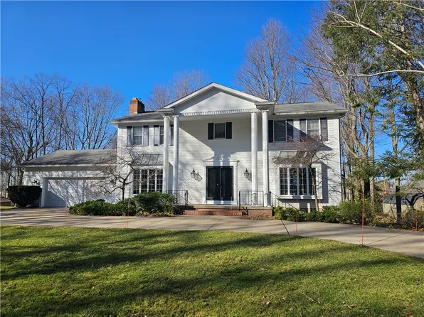 5616 Swanville Rd, Erie, PA 16506