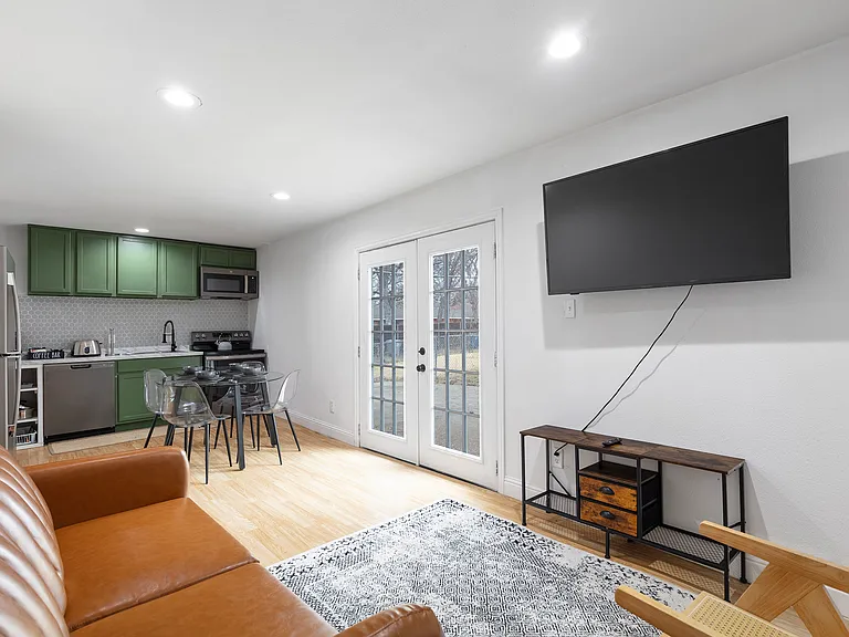 living rm in backhouse