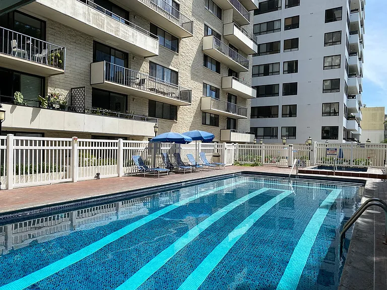 10535 Wilshire Blvd #1402 — Photo 32