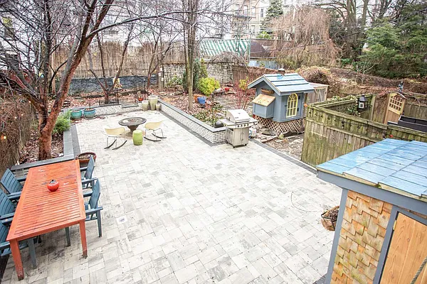 Rented by Nest Seekers International | media 49