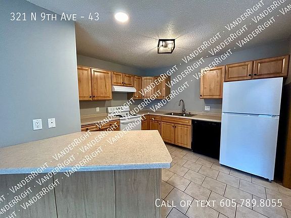 4th image of 321 N 9th Ave #43